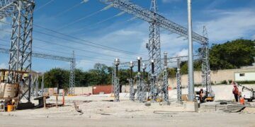 Subestación Oxtankah acumula retrasos mientras continúan apagones en Chetumal