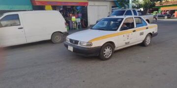 “Letra muerta” la ley de movilidad en Quintana Roo: taxis viejos siguen circulando entre presunta corrupción
