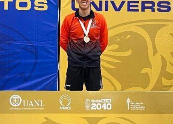 Darío Arce Reza se corona tetra campeón universitario en tenis de mesa