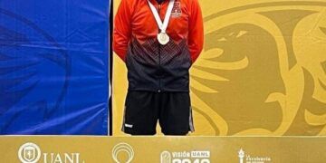 Darío Arce Reza se corona tetra campeón universitario en tenis de mesa