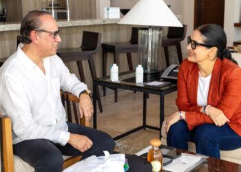 Playa del Carmen fortalece vínculos internacionales con visita del embajador de Uruguay en México