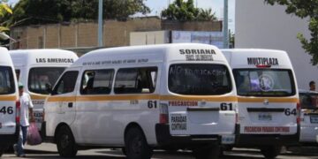 Durazo quiere desaparecer las combis de Chetumal