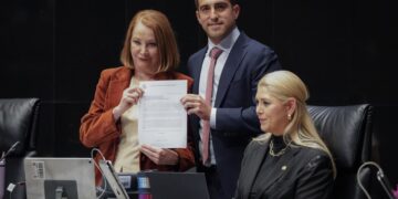 Gino Segura solicita licencia al Senado para fortalecer la organización territorial de la Cuarta Transformación en Quintana Roo