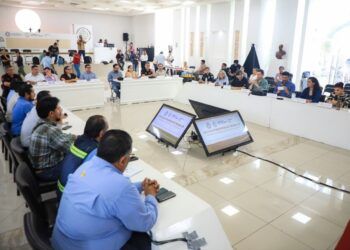 Gobierno de Playa del Carmen advierte sanciones contra empresas que afecten movilidad y servicios urbanos