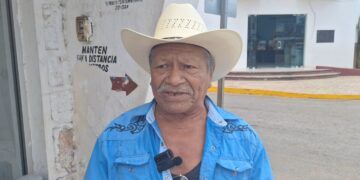 Desabasto en el ISSSTE obliga a familias a gastar de su bolsillo para poder atenderse