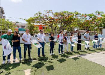 Rehabilitan cancha de fútbol rápido en el centro de Tulum