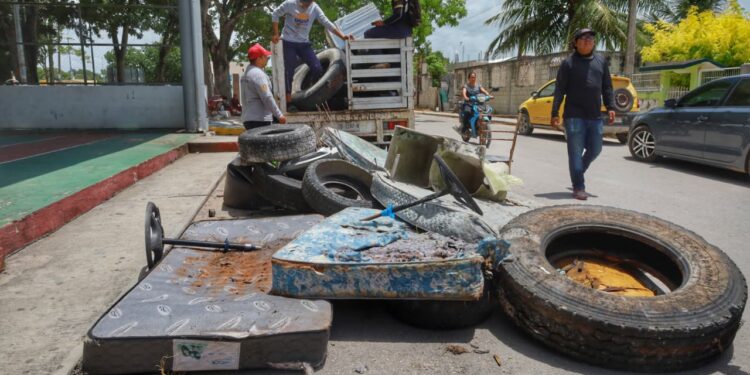 Yensunni Martínez encabeza jornada integral de servicios públicos en Xul-Há