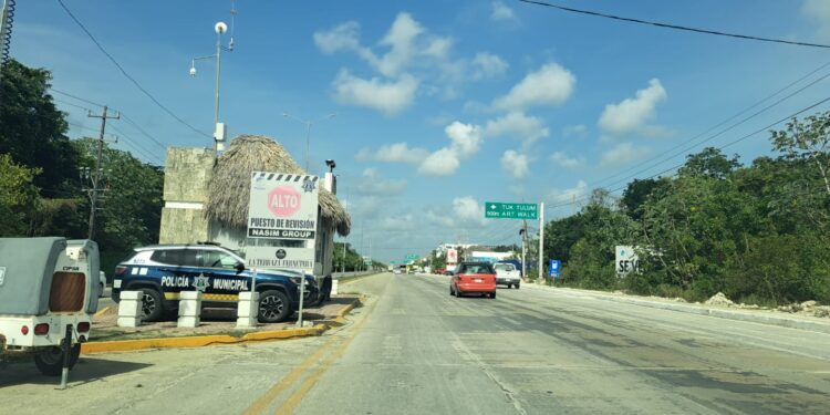 Menor que viajaba sola rumbo a Cancún es resguardada por autoridades en Tulum
