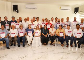 Othón P. Blanco acredita a peritos de obra para fortalecer el desarrollo urbano
