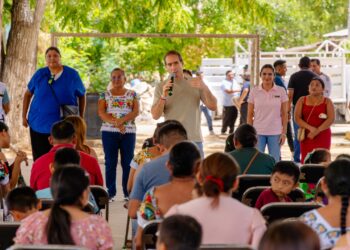 Diego Castañón lleva jornada de atención ciudadana a la delegación de Sahcab Mucuy