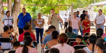Diego Castañón lleva jornada de atención ciudadana a la delegación de Sahcab Mucuy
