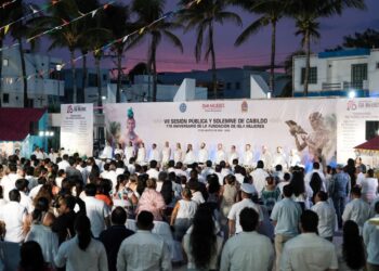 Isla Mujeres celebra 176 años de historia con inversiones en salud, educación e infraestructura