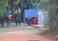 Ejecutan a hombre dentro de un Mustang en la colonia La Veleta de Tulum