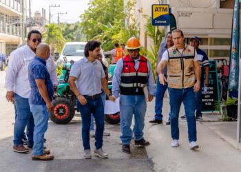Inicia Tulum obra de guarniciones y banquetas en La Veleta