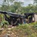 Entre la maleza y la pobreza, once integrantes de una familia sobreviven en un refugio improvisado en José María Morelos