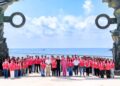 Entregan 100 chalecos a jóvenes de CAPTA para reforzar atención turística en Playa del Carmen