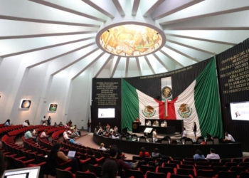 Congreso de Quintana Roo prohíbe cirugías estéticas a menores y refuerza controles sobre custodia
